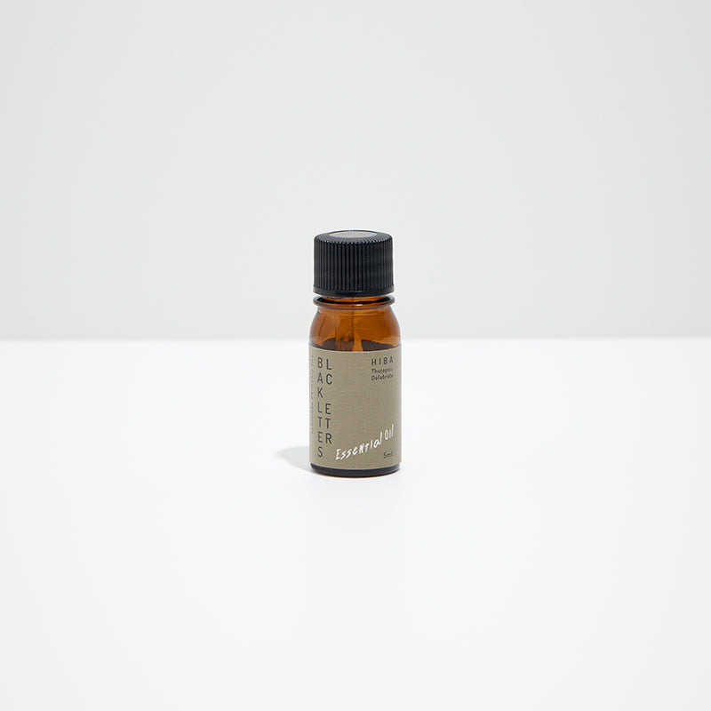 エッセンシャルオイル　 ヒバ　５ml