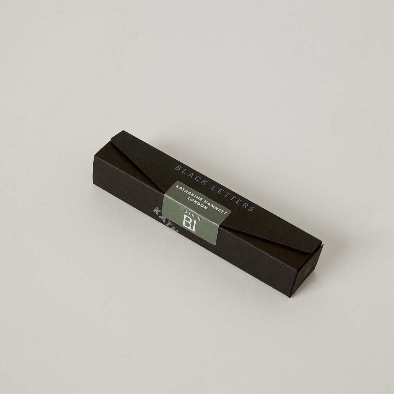 【BLACKLETTERS×KATHARINE HAMNETT LONDON】YUSHIN オードトワレ　10ml  森の吐息から生まれた黒文字とヒノキの香り